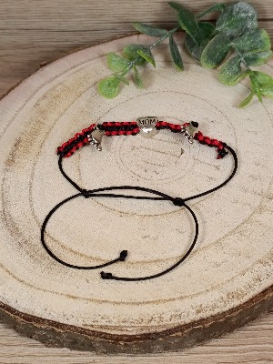 Barevný náramek pro maminku s nožičkami