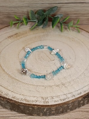 Náramek s mušličkami