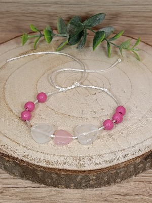 Náramek se srdíčky