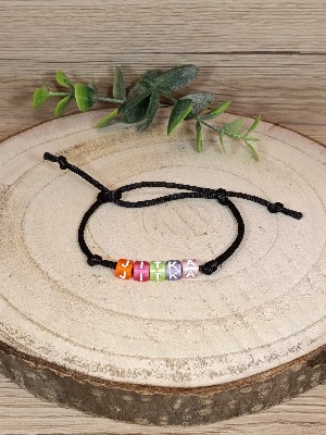 Náramek se jménem certifikovaný