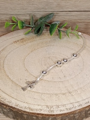 Přívěsek křížek a korálky